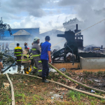 Dua Kebakaran Beruntun di Singkawang, DAMKAR Imbau Pelaku Usaha Miliki APAR Bersertifikat SNI