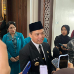 Gubernur Ria Norsan Targetkan Jalan Mantap Kalbar Capai 80 Persen dalam Lima Tahun