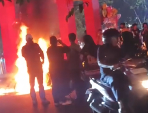 Sepeda Motor Terbakar di Bundaran Untan Pontianak, Polisi: Kebocoran Bensin