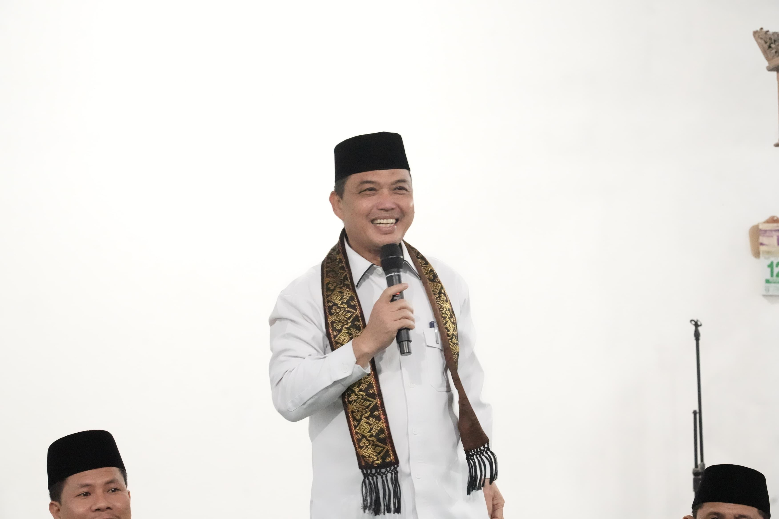 Terus Diserang Fitnah Keji, Gubernur Ria Norsan : Ada Upaya Sistematis Cemarkan Nama Baik Dirinya dan Keluarga