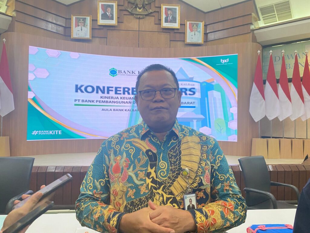 Dirut Bank Kalbar, Rokidi