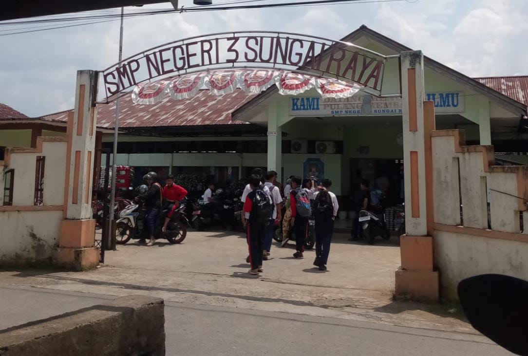 Geger Suara Ledakan di SMPN 3 Kubu Raya, Aktivitas Sekolah Langsung Dihentikan