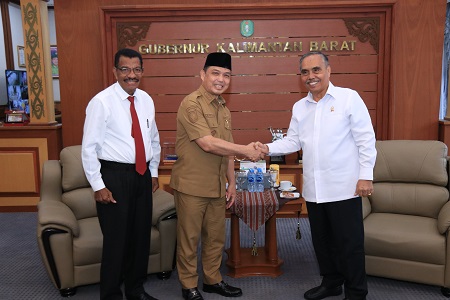 Ria Norsan Dukung Pengadilan Tinggi Pontianak Tingkatkan Kualitas Pelayanan Hukum