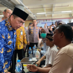 Gubernur Ria Norsan Sambangi Keluarga Korban Sampaikan Duka Mendalam atas Tragedi Helikopter PK-CFX di Sekadau