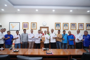 Ria Norsan Tegaskan Pentingnya Dialog Tripartit