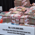 Kasus Emas Ilegal di Kalbar, Polisi Sita Uang Rp1,2 Miliar dari WNA asal China