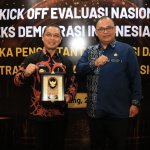 KALBAR RAIH PERINGKAT 4 INDEKS DEMOKRASI INDONESIA TERTINGGI NASIONAL, GUBERNUR RIA NORSAN : DEMOKRASI HARUS TERUS DIJAGA