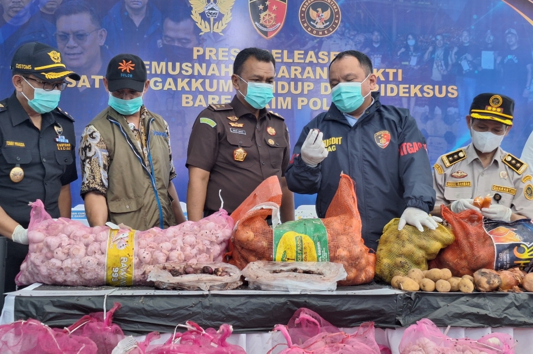 2 Tahun Main Pangan Ilegal di Pontianak, Omzet Pelaku Capai Rp24,9 Miliar