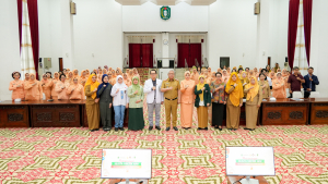 Sekda Harisson Buka Seminar DWP, Ajak Masyarakat Sukseskan Program Sejuta Vaksin HPV