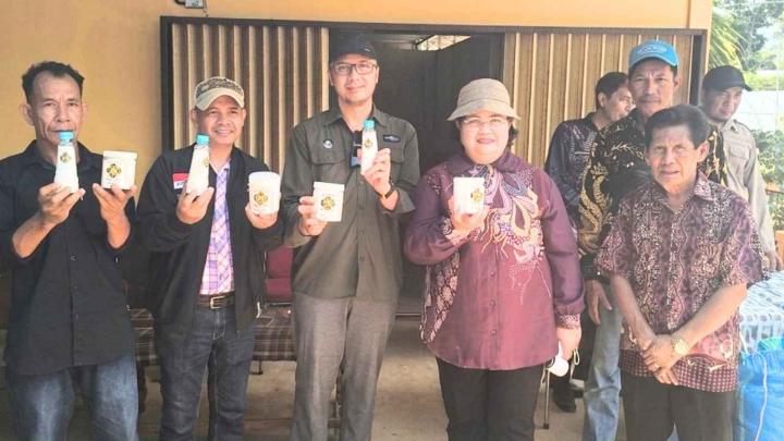 Sentra Garam Sebubus Diproyeksikan Swasembada 2027, DKP Kalbar Dukung Kembangkan