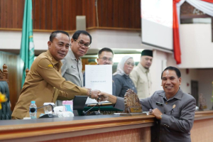 Wakil Gubernur Kalbar Krisantus
