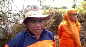 BPBD Kalbar Kerahkan Lima Tim Padamkan Karhutla di Rasau Jaya, Prioritaskan Titik Api Dekat Permukiman