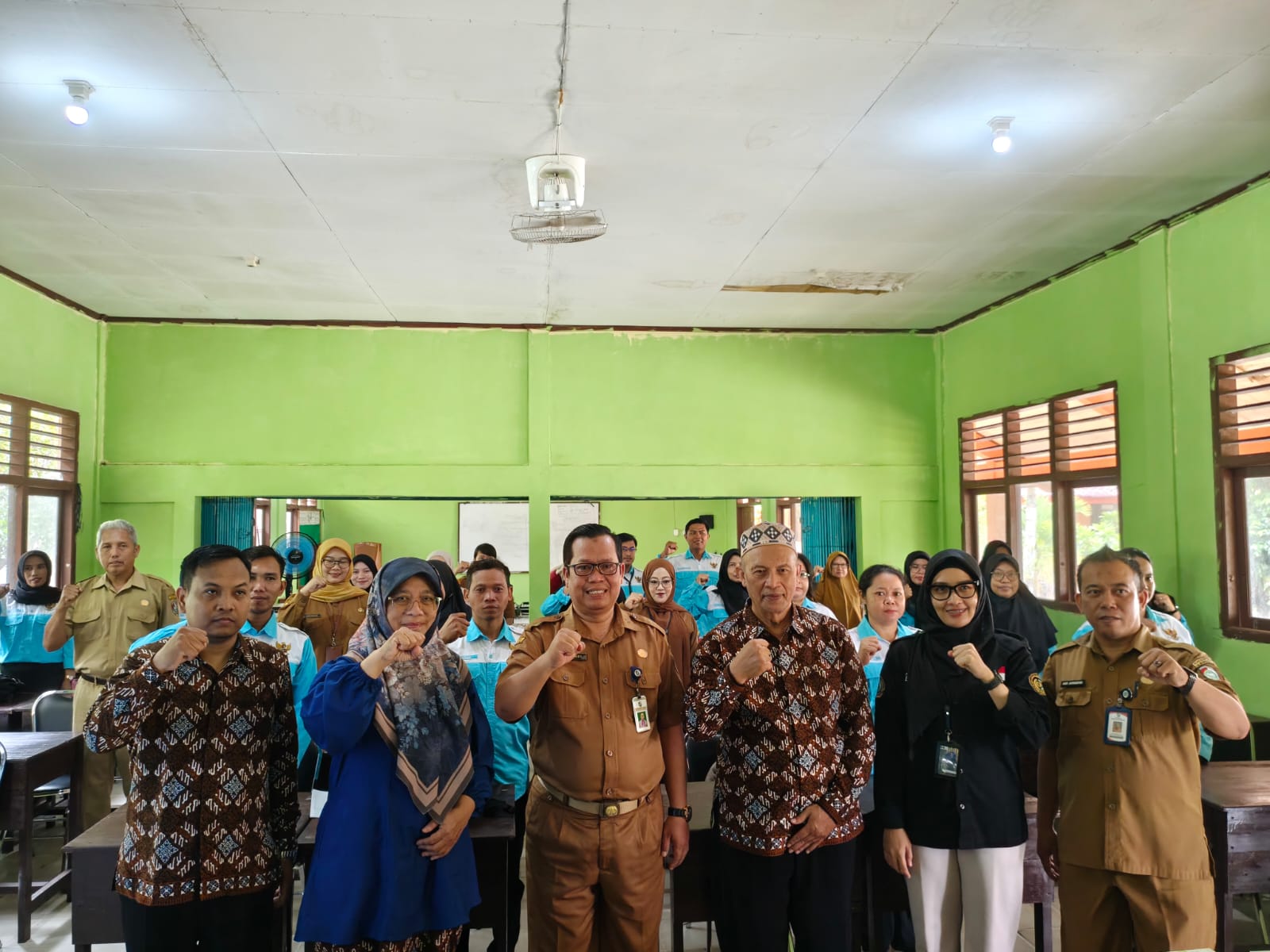 UGM Lanjutkan Pemberdayaan Pendidik Kalimantan Barat, Kini Menjangkau Guru-Guru di Kabupaten Mempawah