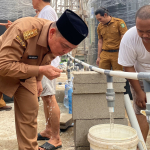 40 Ribu Liter Air Disalurkan, Gubernur Norsan Cek Langsung Kualitasnya