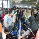Warga Sungai Rengas Minta Air Bersih, Gubernur Norsan Respon Cepat Kirim Bantuan